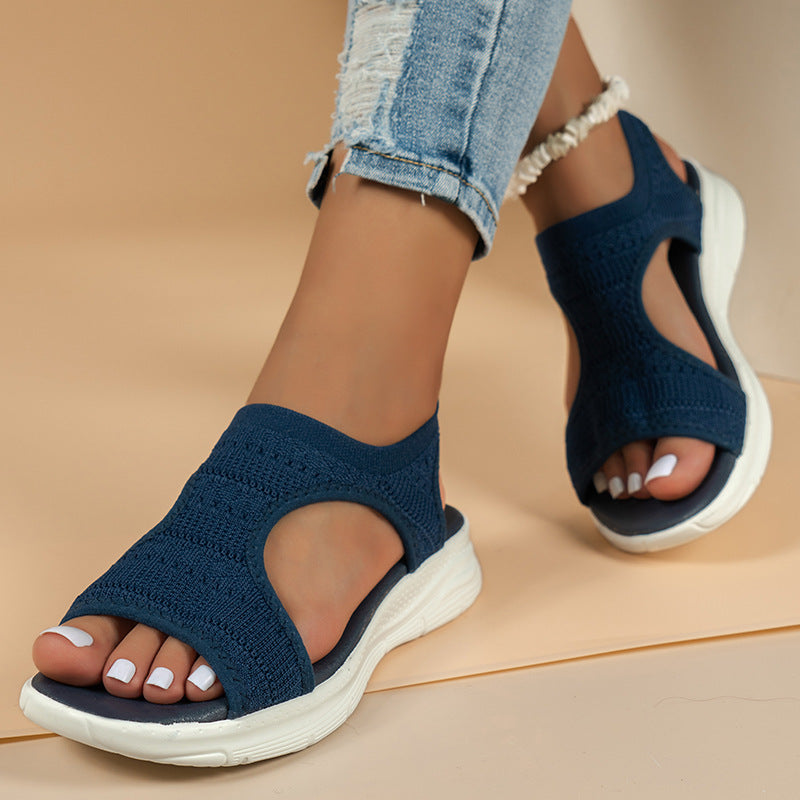 รองเท้าแตะกีฬาสำหรับผู้หญิงที่สวมใส่สบายเป็นพิเศษ พร้อมดีไซน์รองรับส่วนโค้งของฝ่าเท้า